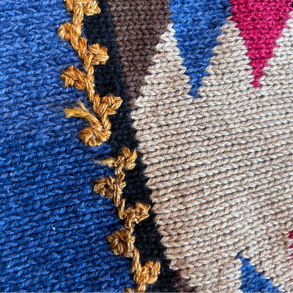 Vintage 90’s LizSport Mock Neck Southwestern Tribal Long Sweater. Bold. Western - Picture 14 of 16